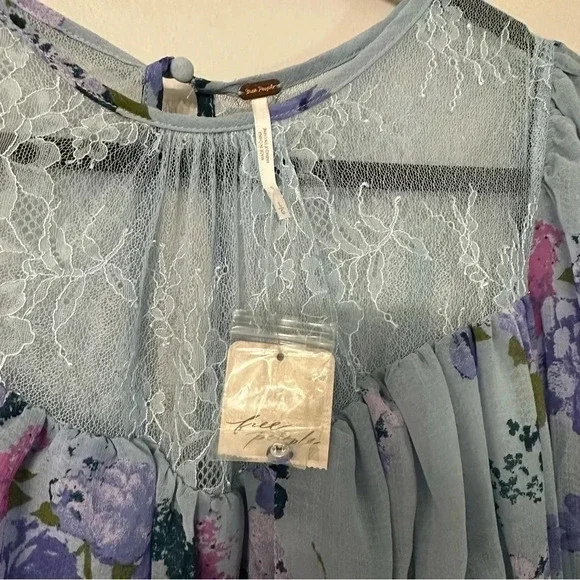 Free People Daphne Blouse Silver Blue Combo Size LG NWT - Picture 11 of 14